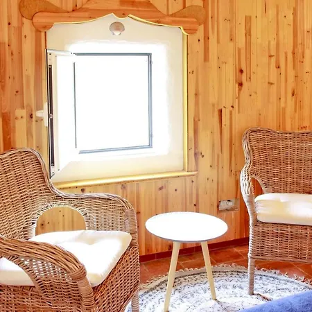 Holiday home 5 Bedrooms House With Wifi At 5 Km Away From The